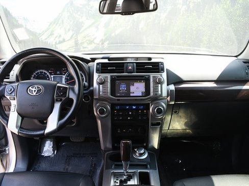 Used 2014 Toyota 4Runner Limited AWD/4WD image 18