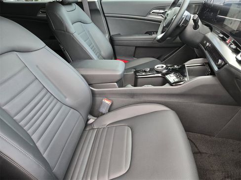New 2025 Kia Sportage SX Prestige image 10