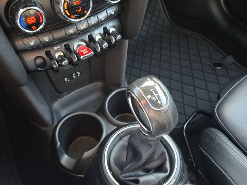 Used 2016 MINI Cooper 2-Door Hardtop image 20