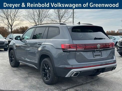 New 2026 Volkswagen Atlas Peak Edition image 5