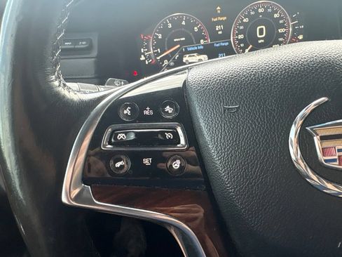 Used 2015 Cadillac Escalade Luxury AWD/4WD image 18