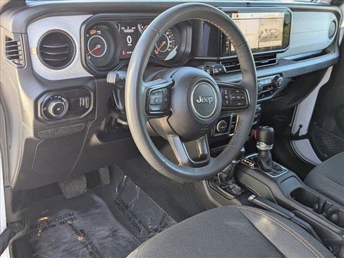 Used 2024 Jeep Wrangler Sport S image 10