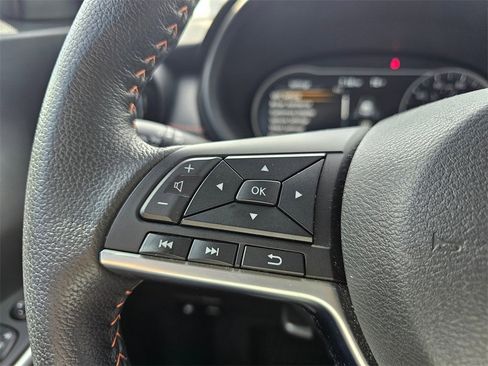 Certified 2020 Nissan Kicks SR w/ SR Premium Package image 19