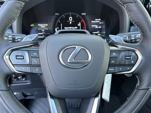 New 2026 Lexus LX 700h Luxury image 21