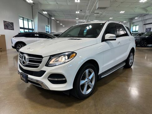 Used 2016 Mercedes-Benz GLE 350 image 3