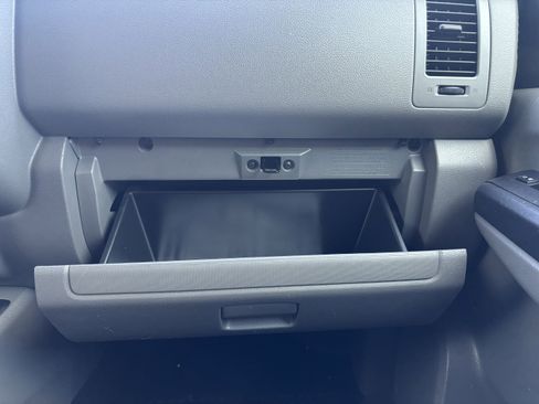 Used 2018 Nissan NV 1500 SV image 29