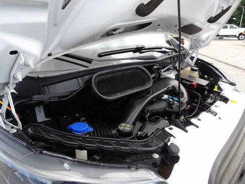 Used 2019 Ford Transit 250 138 image 30