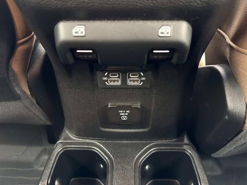 Used 2022 Jeep Gladiator Rubicon w/ LED Lighting Group image 16