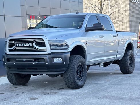 Used 2018 RAM 2500 Laramie w/ Sport Appearance Group AWD/4WD image 7