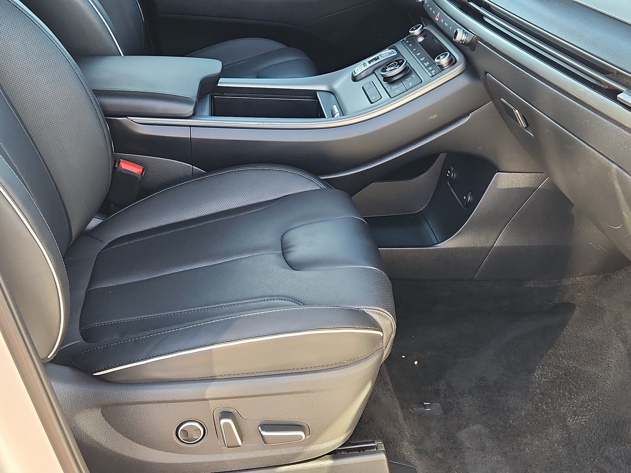 Used 2025 Hyundai Palisade SEL AWD/4WD image 14
