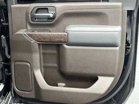 Used 2022 GMC Sierra 2500 Denali w/ Denali Ultimate Package AWD/4WD image 16