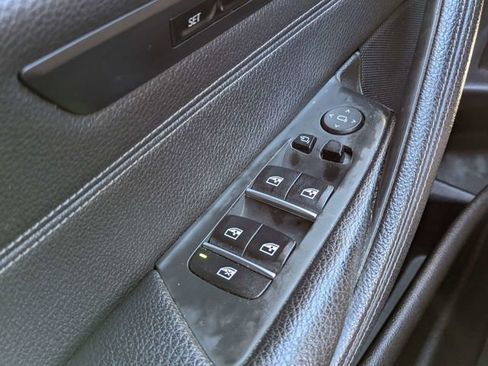 Used 2018 BMW 530i image 24