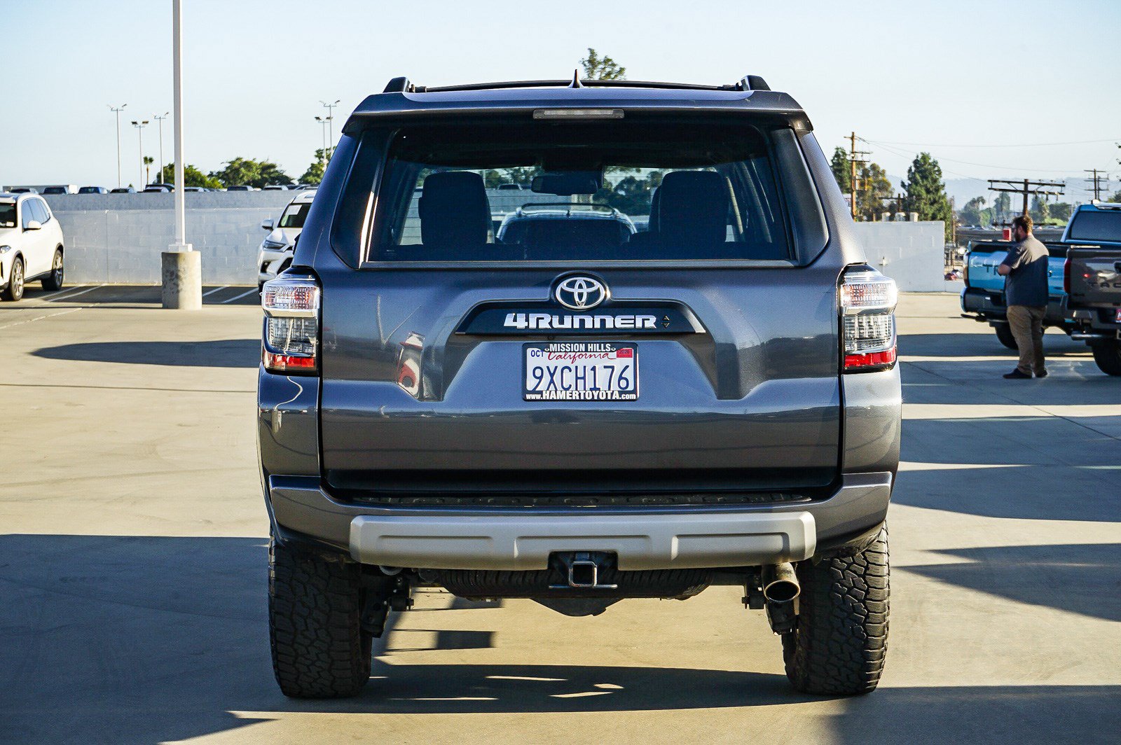 Used 2021 Toyota 4Runner TRD Off-Road Premium w/ Moonroof Package AWD/4WD image 3