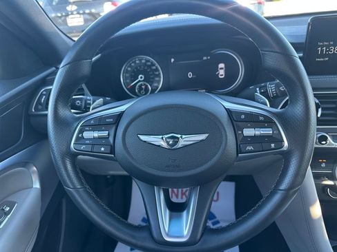 Used 2023 Genesis G70 2.0T image 19