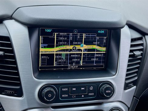 Used 2019 GMC Yukon XL SLT w/ Premium Edition RWD image 9