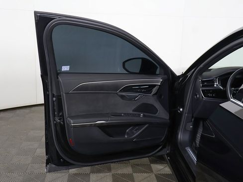 Used 2024 Audi A8 L 3.0T w/ Executive Package image 23
