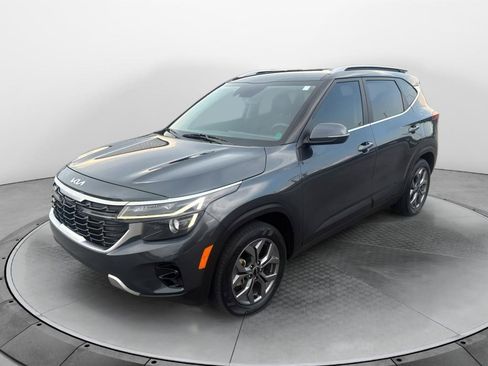 Used 2024 Kia Seltos S FWD image 3
