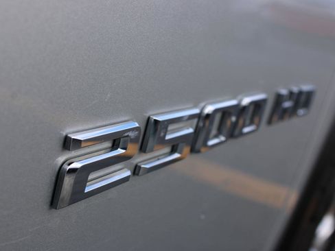 Used 2022 Chevrolet Silverado 2500 LTZ w/ LTZ Convenience Package image 8