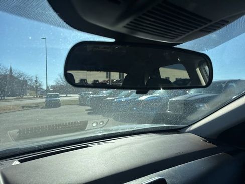 Used 2021 Nissan Rogue SV image 25