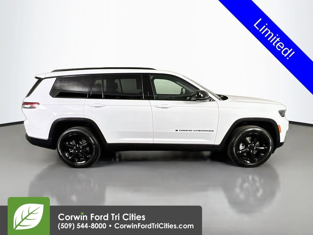 Used 2025 Jeep Grand Cherokee L Limited w/ Luxury Tech Group II AWD/4WD image 19