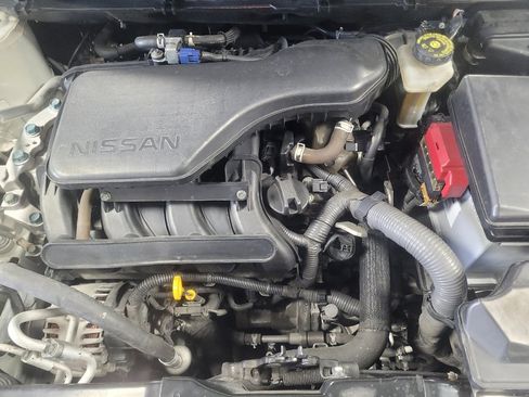 Used 2019 Nissan Rogue Sport SV FWD image 30