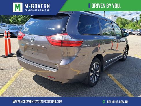 Used 2020 Toyota Sienna XLE w/ Carpet Mat Package AWD/4WD image 6