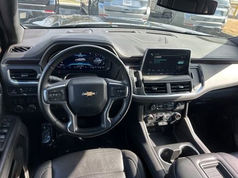 Used 2024 Chevrolet Suburban LT image 26
