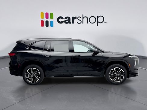 Used 2025 Buick Enclave Sport Touring w/ Power Package image 6