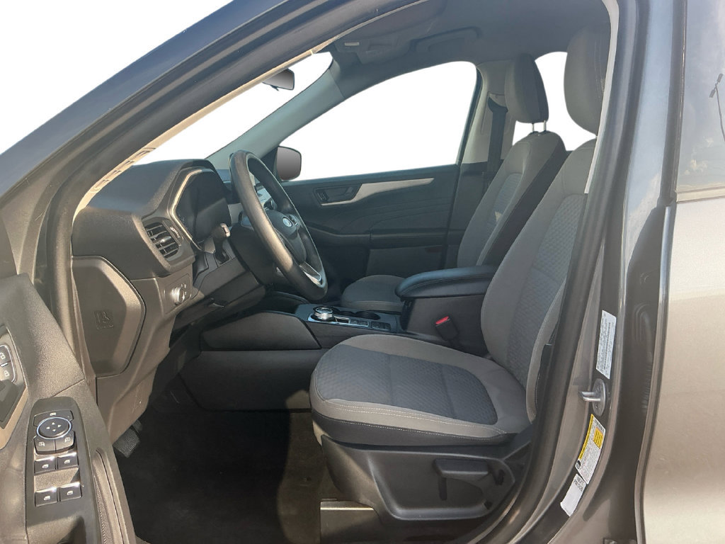 Used 2022 Ford Escape SE FWD image 14