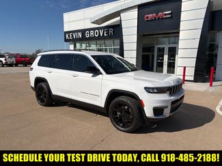 Used 2022 Jeep Grand Cherokee L Limited w/ Trailer Tow Group (B) video 1