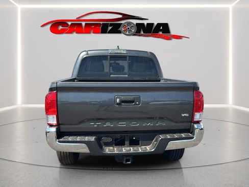 Used 2016 Toyota Tacoma SR5 w/ SR5 Appearance Package (SN) RWD image 7