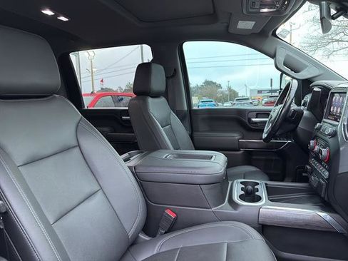 Used 2022 Chevrolet Silverado 2500 LTZ w/ LTZ Plus Package image 9