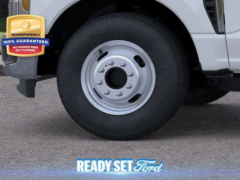 New 2025 Ford F350 XL w/ XL Chrome Package image 19