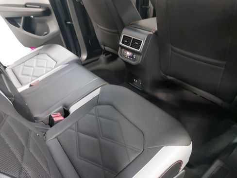 Used 2024 Volkswagen Atlas Peak Edition SEL image 11