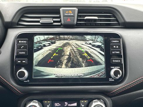 New 2025 Nissan Versa SR w/ Trunk Package image 31