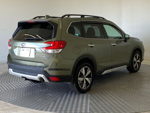 Used 2019 Subaru Forester Touring image 8