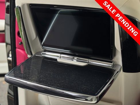 Used 2023 Rolls-Royce Phantom Sedan image 28