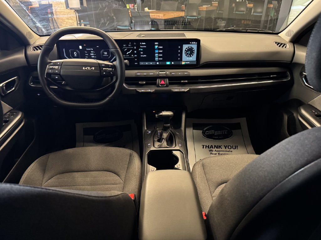 Used 2025 Kia K4 EX FWD image 9