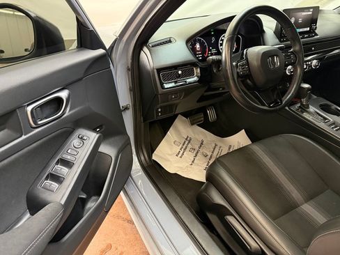 Used 2023 Honda Civic Sport image 10