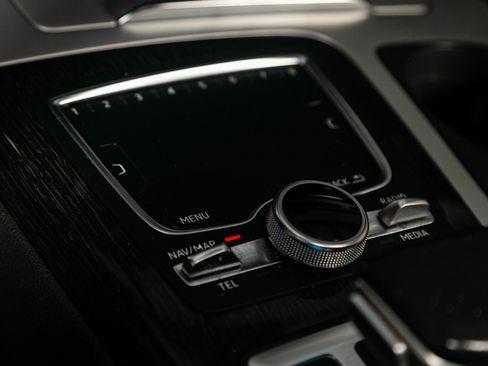 Used 2018 Audi Q7 2.0T Premium Plus w/ Premium Plus Package image 44