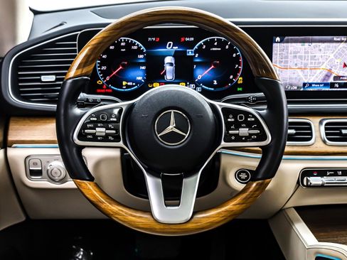 Used 2022 Mercedes-Benz GLE 350 image 18