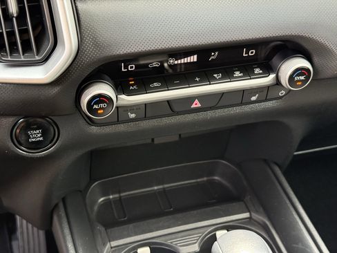 Used 2025 MAZDA CX-50 AWD 2.5 S w/ Preferred Package image 22