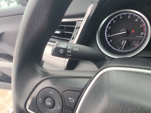 Used 2024 Toyota Camry LE image 22