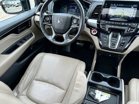 Used 2019 Honda Odyssey Elite image 14