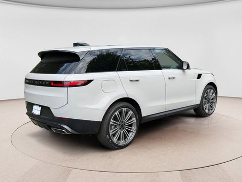 New 2026 Land Rover Range Rover Sport SE AWD/4WD image 5