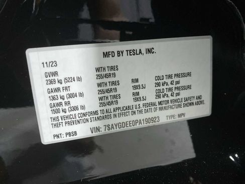 Used 2023 Tesla Model Y Long Range AWD/4WD image 19