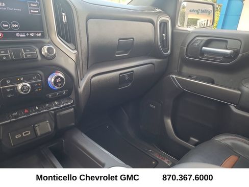 Used 2022 GMC Sierra 1500 AT4 w/ AT4 Preferred Package AWD/4WD image 24