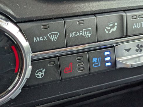 New 2026 Ford F250 Lariat w/ Black Appearance Package image 26