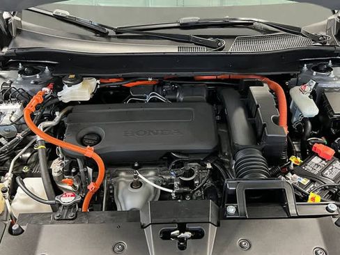 Certified 2025 Honda CR-V Sport image 11