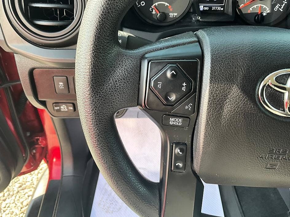 Used 2021 Toyota Tacoma SR AWD/4WD image 31